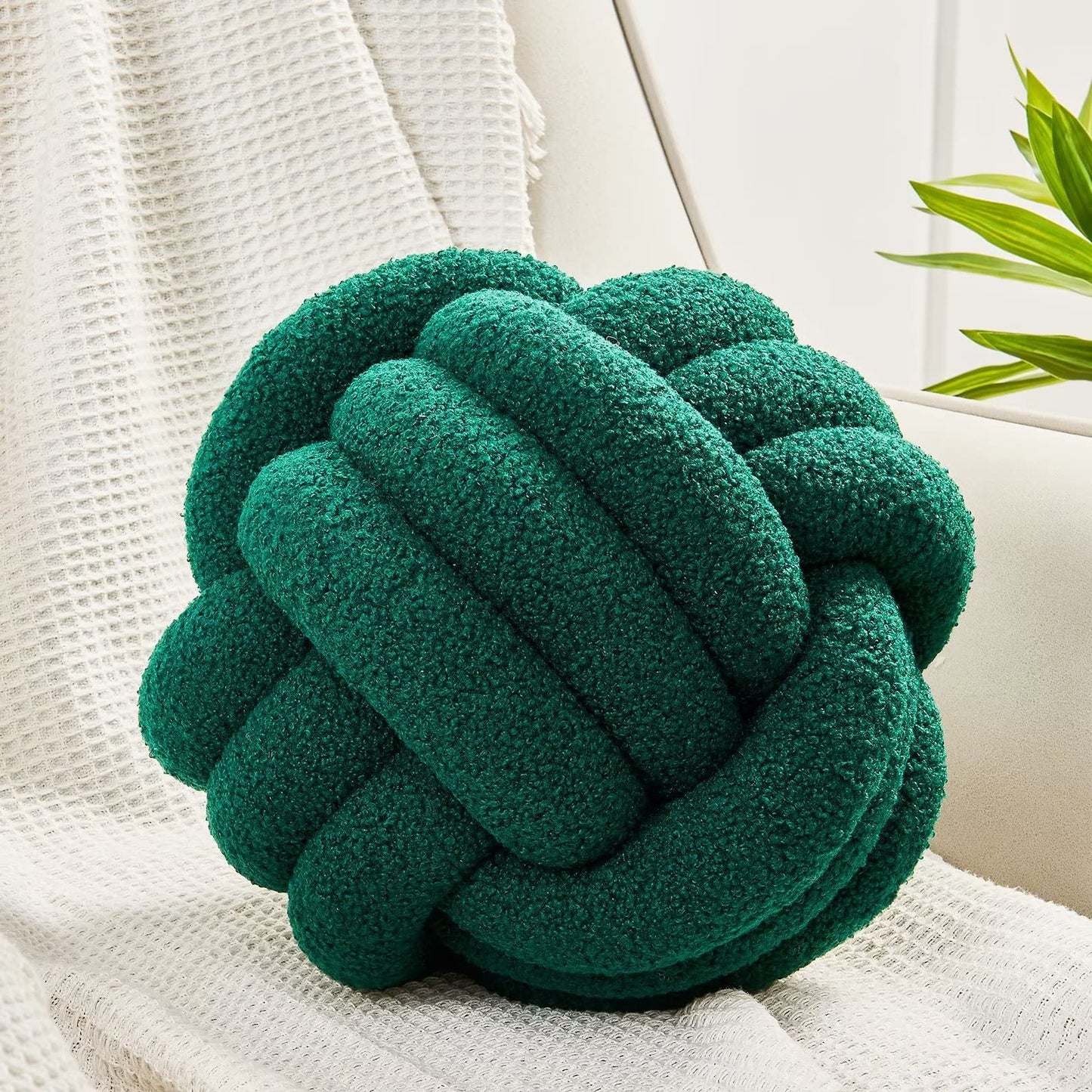 Uvvyui Knot Pillow Ball, Soft Home Decorative Round Throw Pillow, Handmade Knotted Plush Pillow, Round Boucle Pillow Cushion (8.6 Inches Ivory)