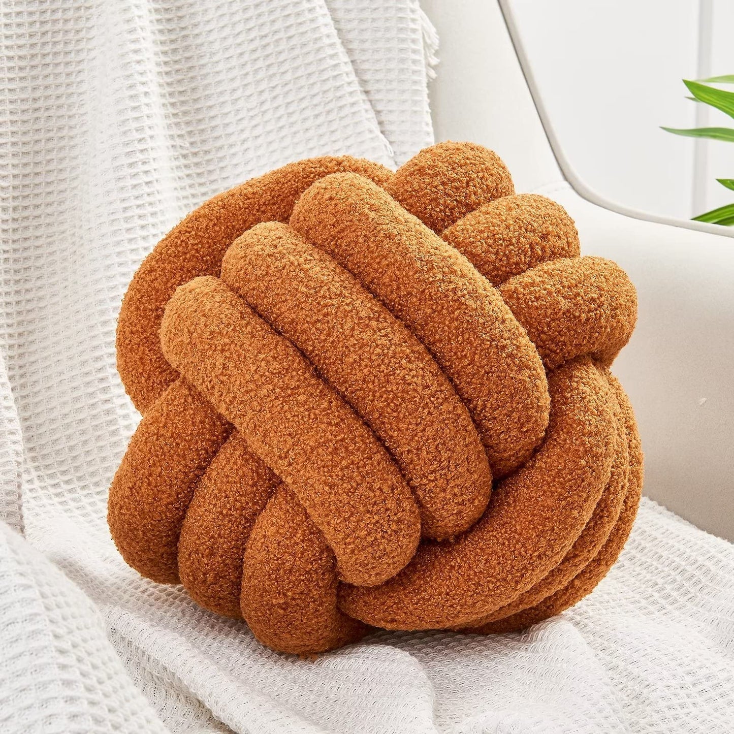 Uvvyui Knot Pillow Ball, Soft Home Decorative Round Throw Pillow, Handmade Knotted Plush Pillow, Round Boucle Pillow Cushion (8.6 Inches Ivory)