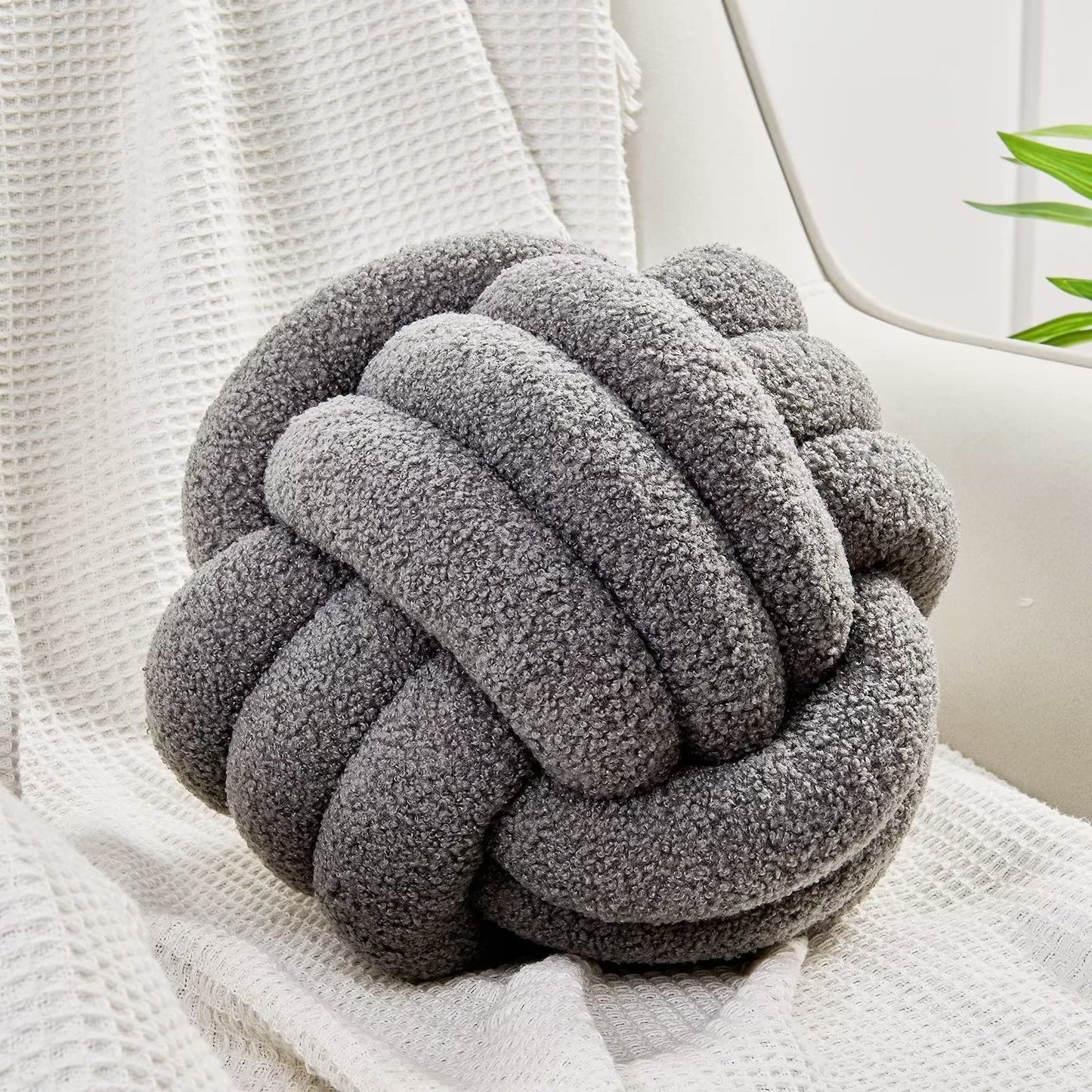 Uvvyui Knot Pillow Ball, Soft Home Decorative Round Throw Pillow, Handmade Knotted Plush Pillow, Round Boucle Pillow Cushion (8.6 Inches Ivory)